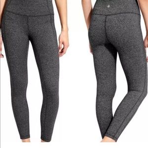 ATHLETA High Waist Criss Cross Power Up 7/8 Leggings Grey Black Size MT